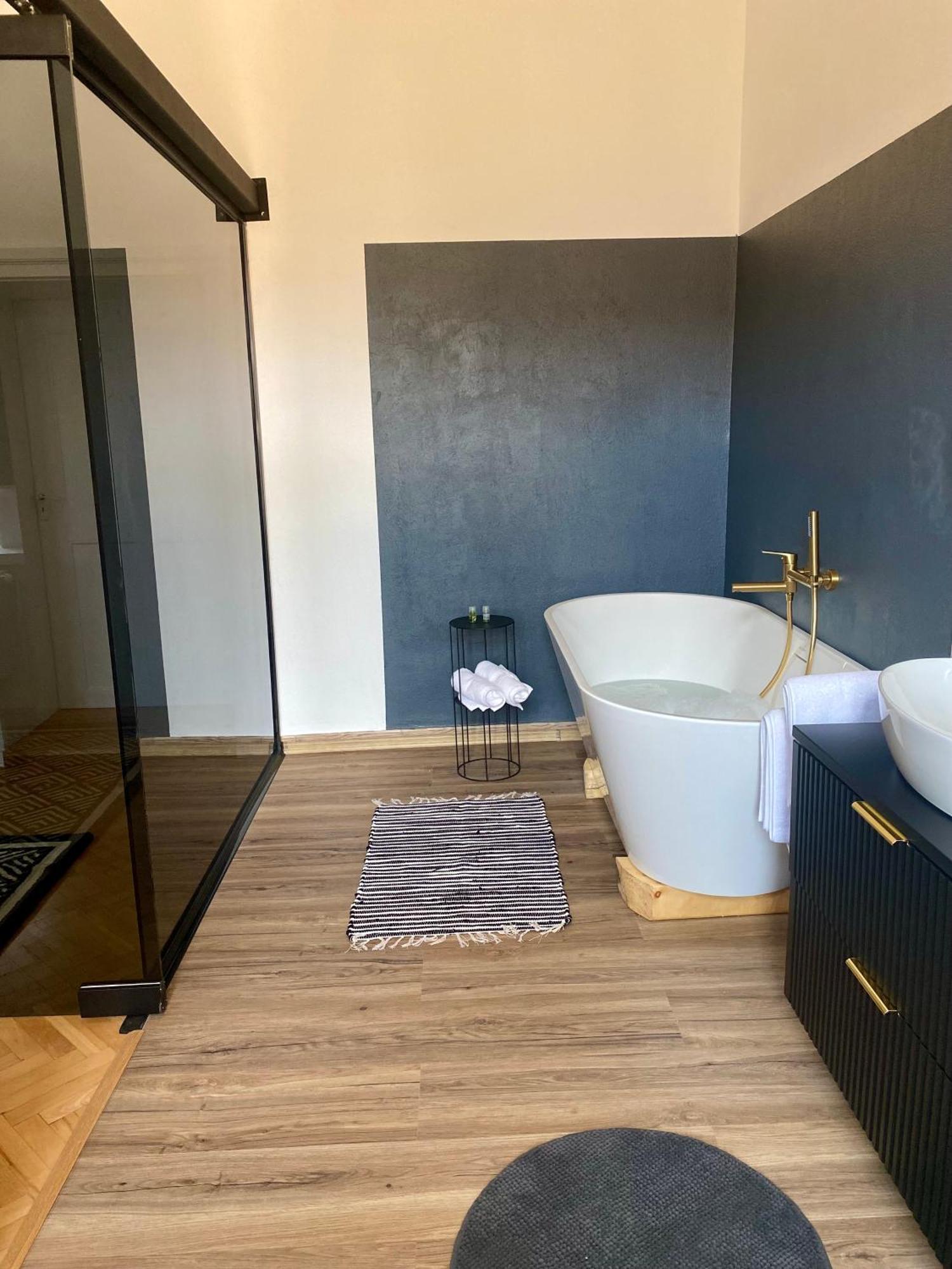 Schiller Rooms Sibiu Luaran gambar
